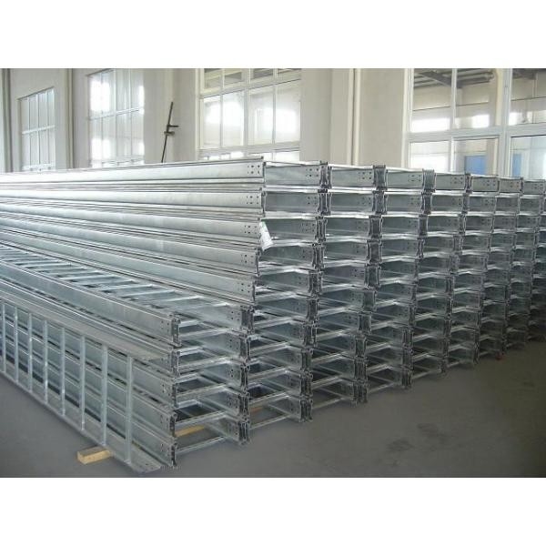 90 - grande vitesse de moteur de Tray Roll Forming Machine 7.5KW de câble de largeur de profil de 600mm