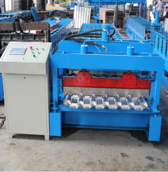 Petit pain vitré de tuile formant le type en bambou toit de machine faisant la machine