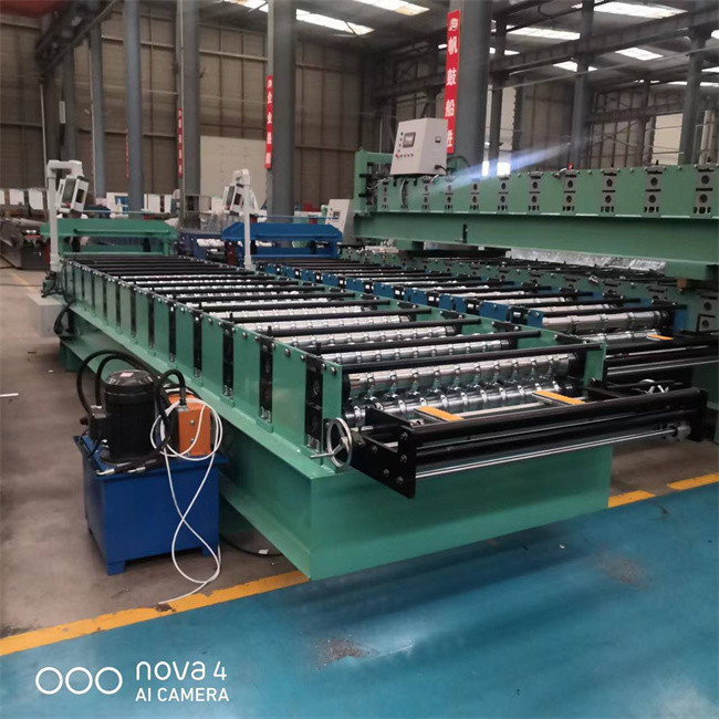 Petit pain trapézoïdal de feuille de toiture en métal formant la machine pour la tuile en acier d'Ibr de couleur de zinc