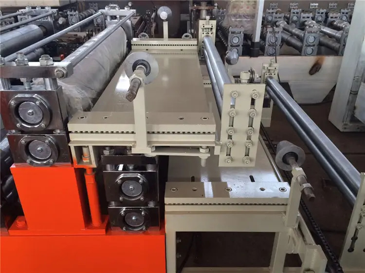 Couvrir le petit pain de double couche de feuille formant la machine pour la production de feuille de toit en métal