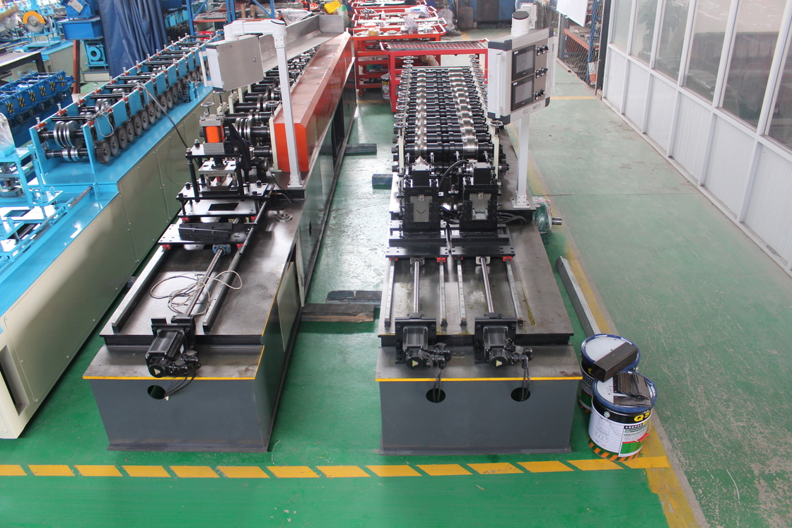 Légère étalon C U OMEGA Stud And Track Machine de formage de rouleaux