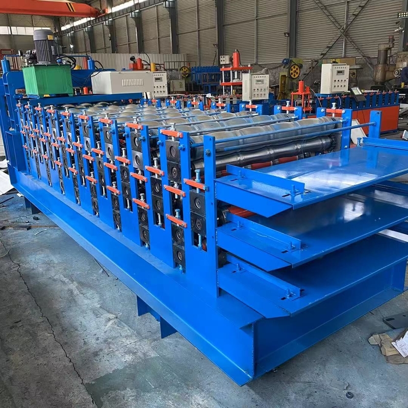 8.5*1.5*1.75m trois couches de toit de petit pain de tuile formant la machine avec 13-18 stations