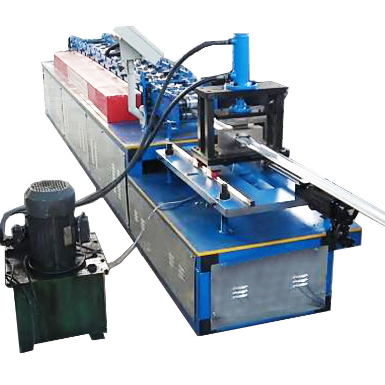 Machine de formage à rouleaux de porte à volets contrôlés par PLC de taille 3 t avec 45 rouleaux en acier