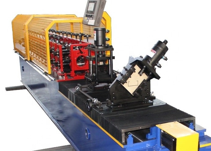 10 à 15 m/min de vitesse, machine de formage de rouleaux de canal C avec une puissance de 5,5 kW
