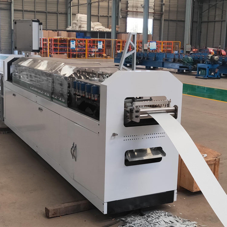 Machine de formage de rouleaux à rouleaux modernes pour la production à grande vitesse
