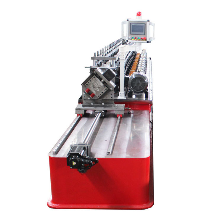 Système de coupe volante 3 kW C Machine de formage de rouleaux de canaux à grande vitesse pour Ppgi