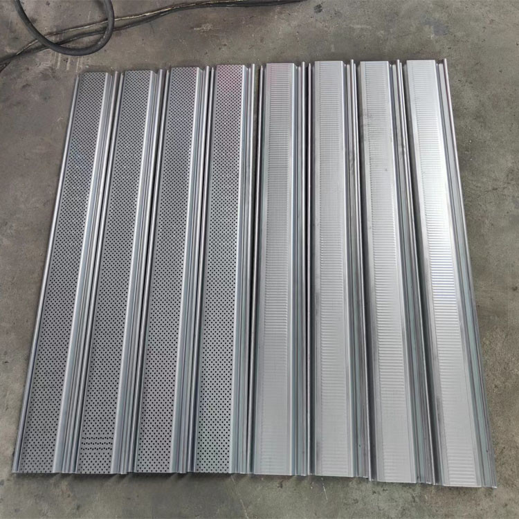 Machine à volets à rouleaux de type australien sur mesure pour bobines galvanisées