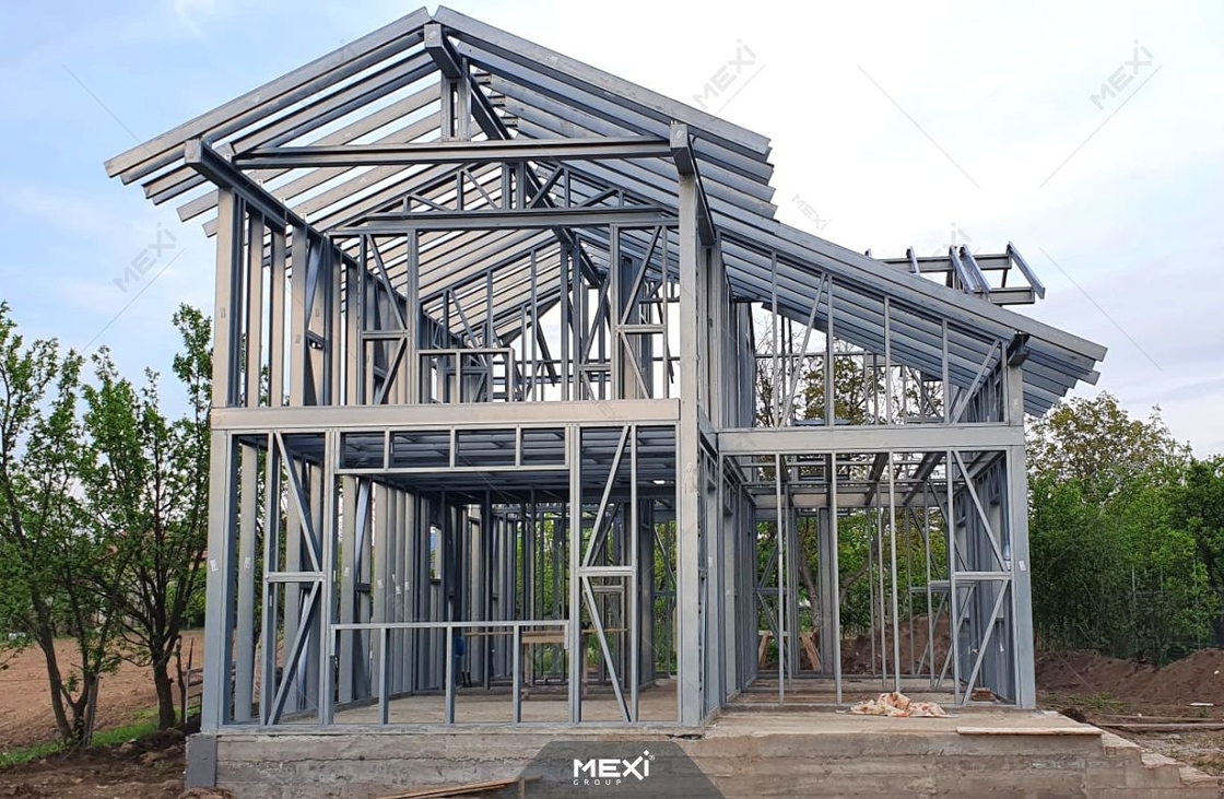 2024 Nouveau design prix d'usine de l'acier léger Villa cadre rouleau formant machine