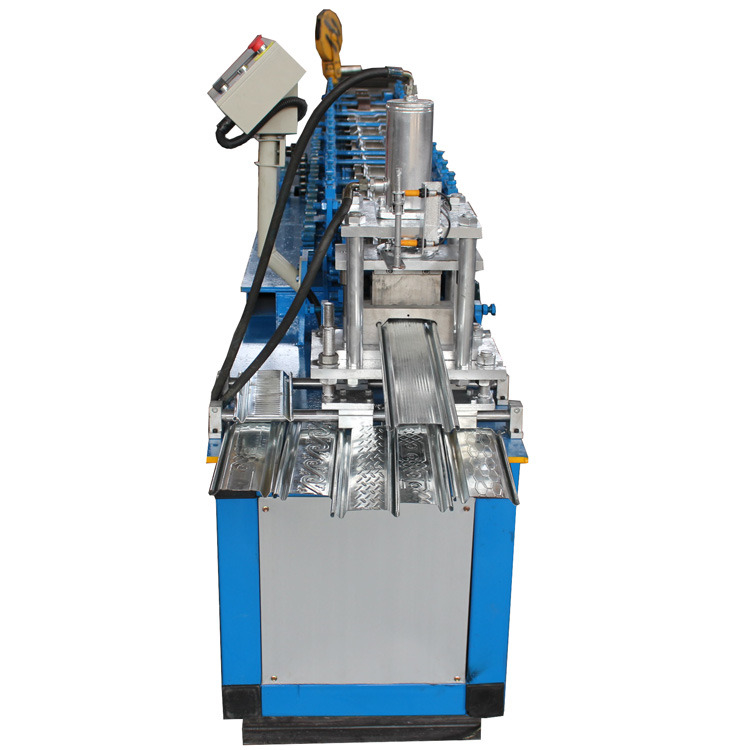Machine de formage de rouleaux à bobine d'acier galvanisé contrôlée par PLC 0,8-1,2 mm