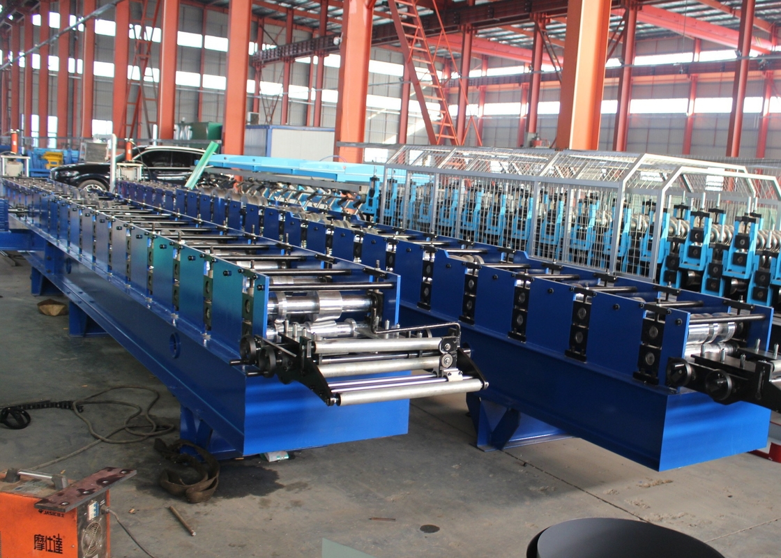 0.3-0.8 mm Machine de formage de tuyaux à chaîne en acier au carbone à entraînement vers le bas avec découpe hydraulique