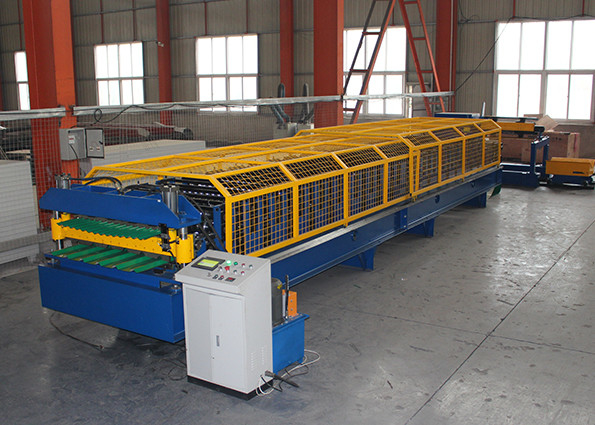Machine de formage de tôles de toiture en acier à double couche de haute précision IBR ondulée vitrée