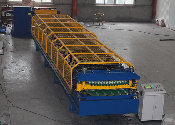 Machine de formage de tôles de toiture en acier à double couche de haute précision IBR ondulée vitrée
