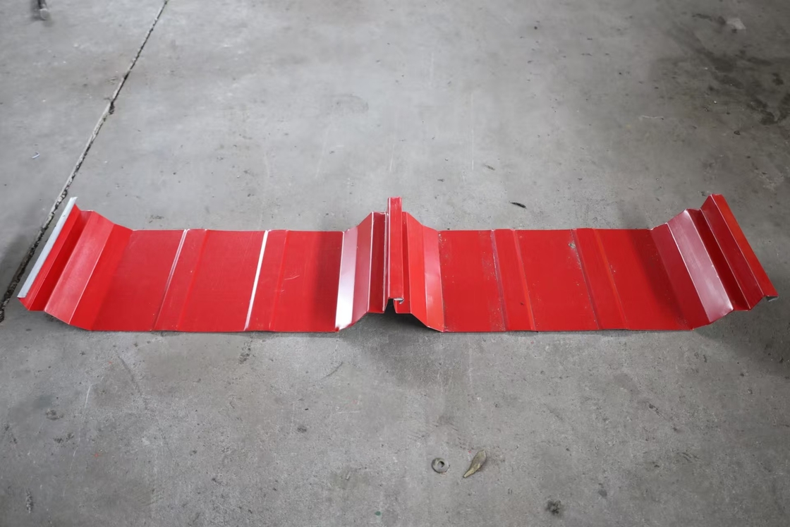 Machine de formage de rouleaux de panneaux de toiture à double verrouillage portable avec système de contrôle PLC Delta et structure de panneau mural