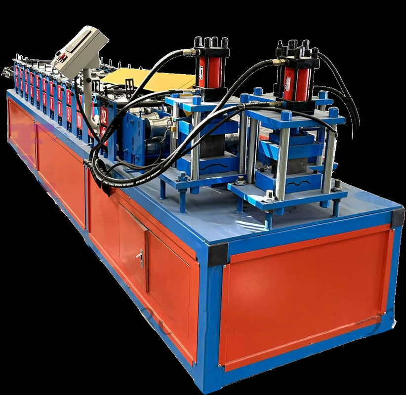 La machine de clôture de palissade en acier galvanisé en métal est une machine à clôture dure en métal pour 3 en 1