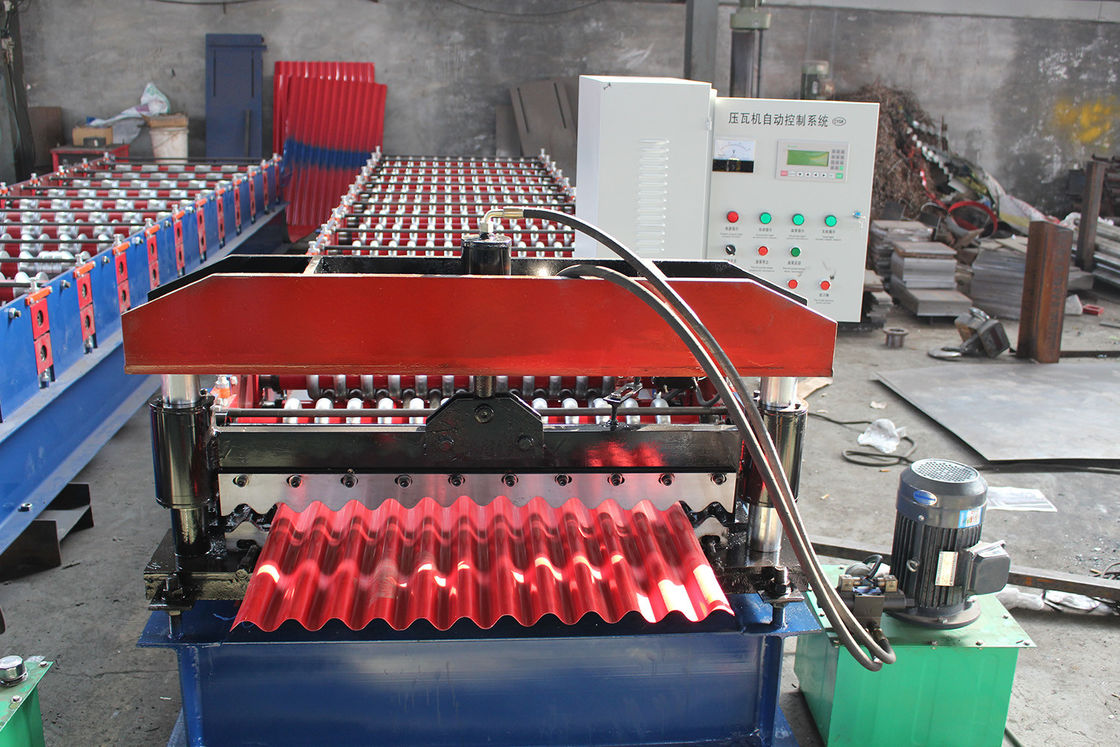 380v 50hz en carton ondulé de la feuille de toiture en rouleau formant machine Performance stable Longue durée de vie