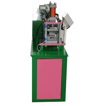 Chaîne en métal conduisant le petit pain de porte de volet formant la vitesse 20-30m/Min de machine