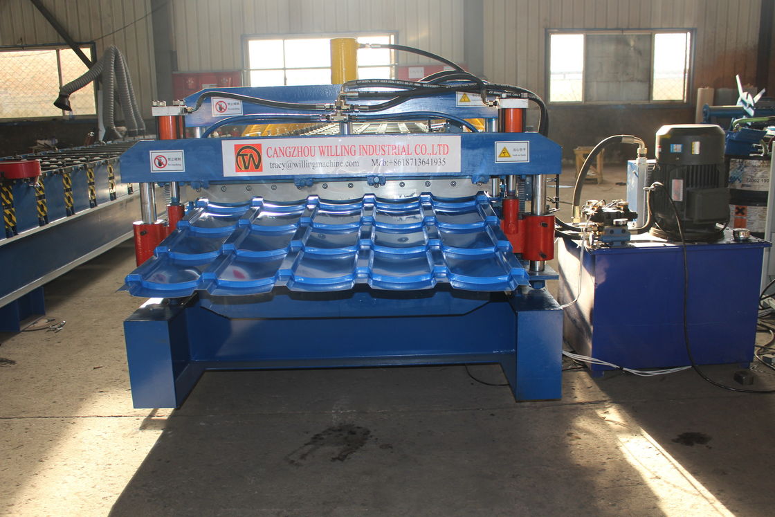 Machine de formage de rouleaux de tôle de toit double couche vitrée IBR 15m/Min Pour le toit de panneaux Ppgi
