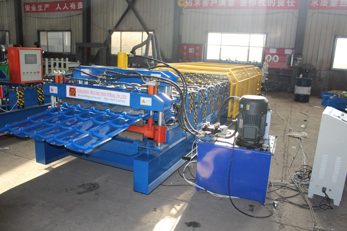 Machine de formage de rouleaux de tôle de toit double couche vitrée IBR 15m/Min Pour le toit de panneaux Ppgi