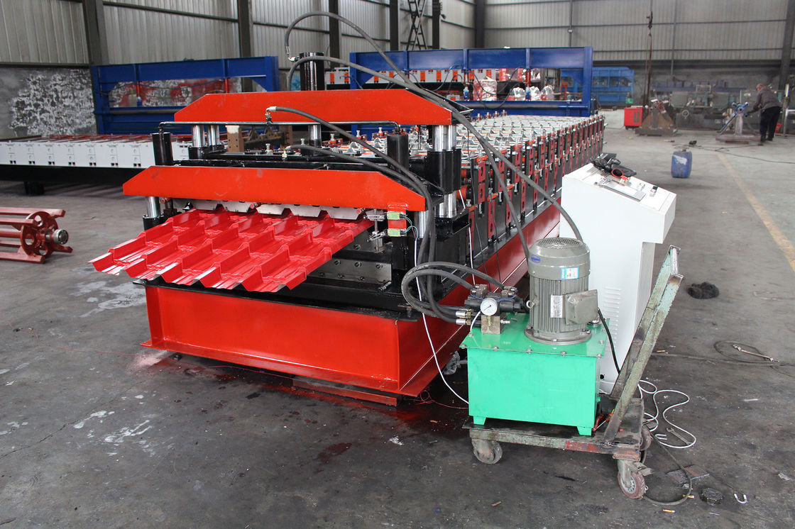Machine de formage de rouleaux de tôles de toiture à double couche ondulée IBR et 15 m/min Pour toiture à panneaux Ppgi