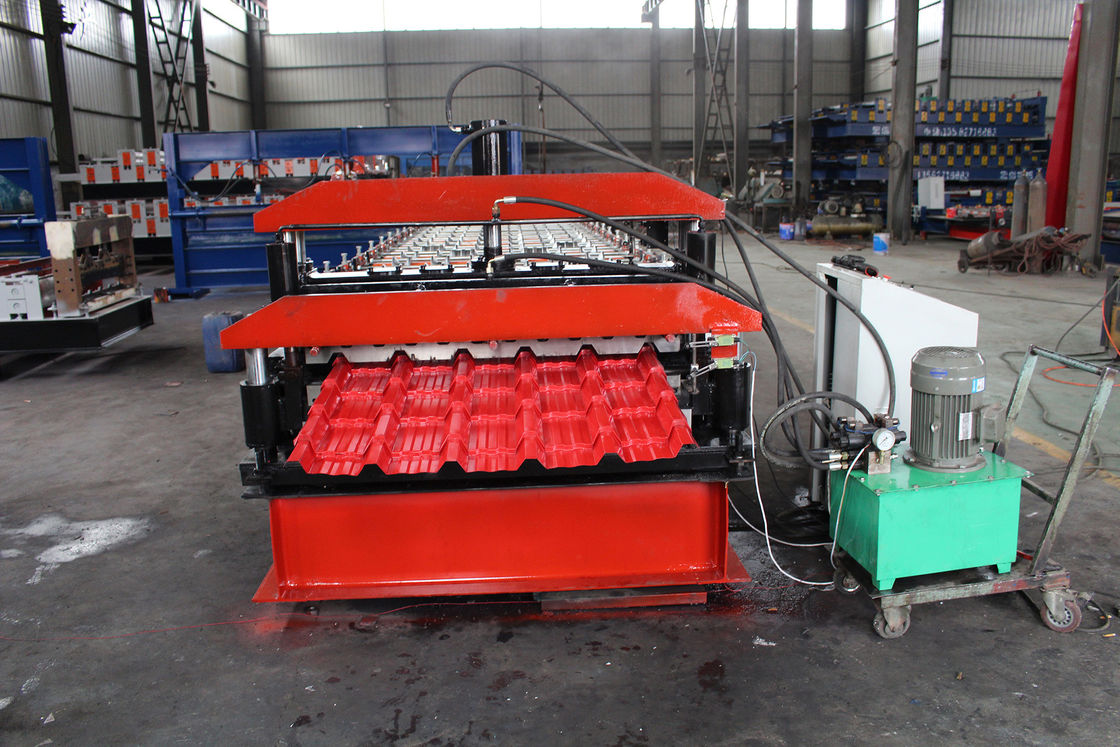 Machine de formage de rouleaux de tôles de toiture à double couche ondulée IBR et 15 m/min Pour toiture à panneaux Ppgi
