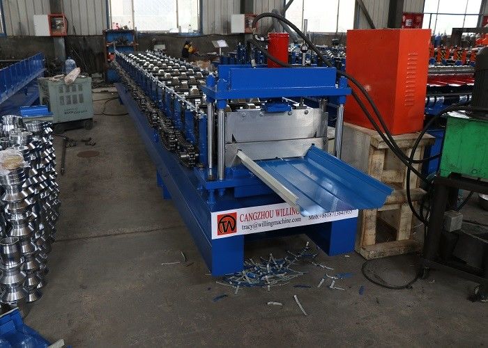 Petit pain debout de toit de couture formant la machine pour le panneau de serrure de rupture de bande de clou
