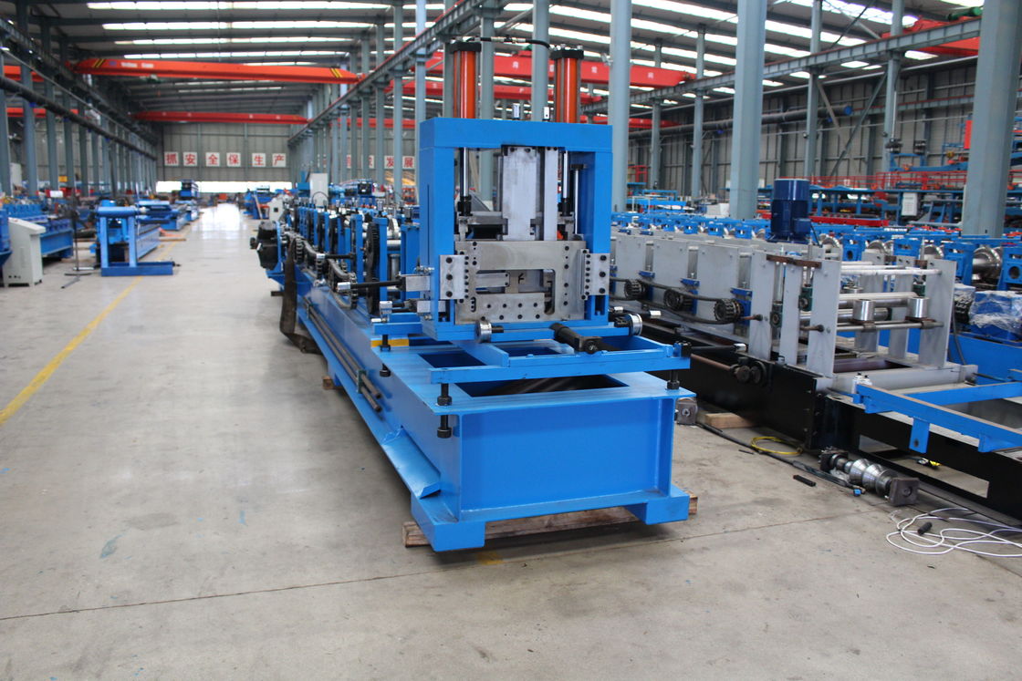 Machines de fabrication de purlin pour une épaisseur de 1,5 à 3,0 mm à une vitesse de formage de 10 à 22 m/min