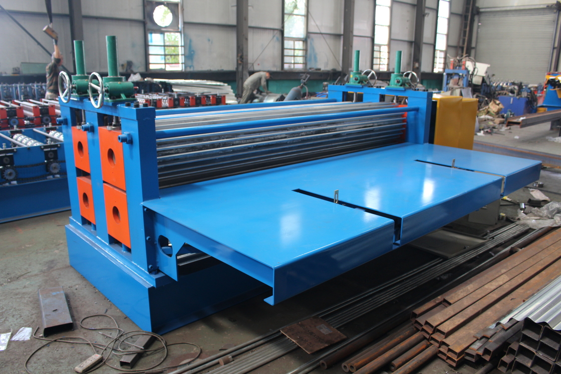 Le baril de zinc a ridé la machine de formage de feuilles de toiture en métal de 0.12mm de grande précision