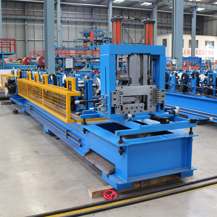 80-350 CZ Machine de formage de rouleaux de purlin avec système de commande PLC et mode de coupe hydraulique