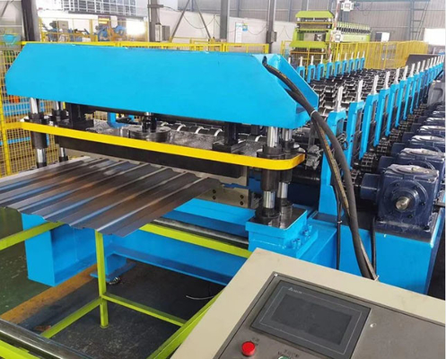 Machine de formage de rouleaux de paroi sèche de 15 à 20 m/min avec transmission en chaîne