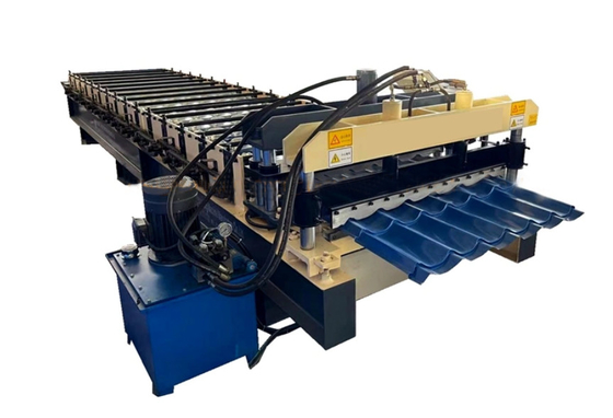Tuile de toiture faisant le petit pain glaçé par machine d'étape de tuile formant la machine