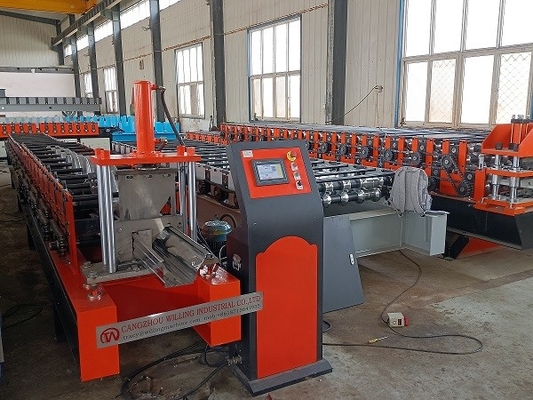 Petit pain complètement automatique de gouttière de pluie formant la chaîne de production de canalisation de machine