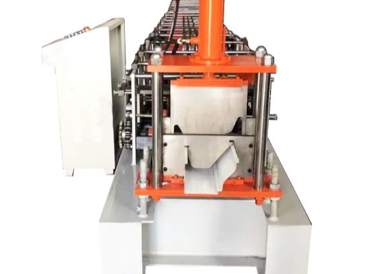 Petit pain de tuyau de descente d'eaux ménagères de gouttière galvanisé par métal formant le contrôle de la machine PCL