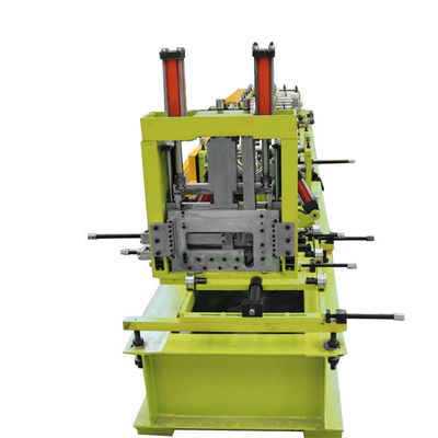 Réglable 45# acier Cz machine de formage de rouleaux de purlin mode de coupe hydraulique