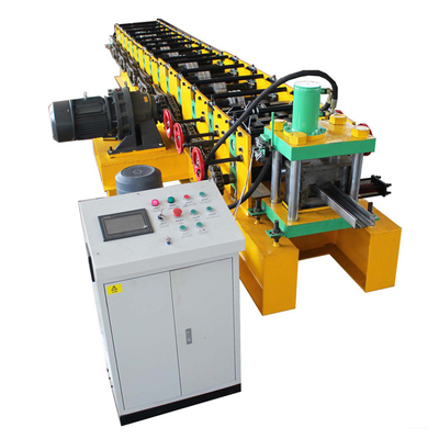 Machine automatique de formage de rouleaux de 2 mm C à rouleaux de purlin réglable