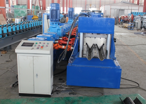 Machine de formage de rouleaux à rouleaux de 80 mm de diamètre avec une résistance à la traction de 350 MPa