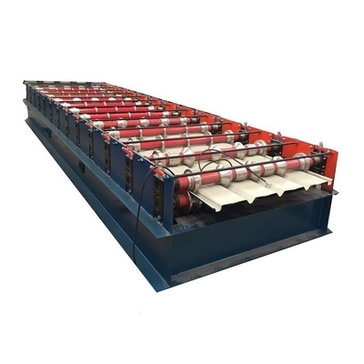 Machine automatique de formage de rouleaux de panneaux sandwich à grande vitesse avec coupe de suivi volant