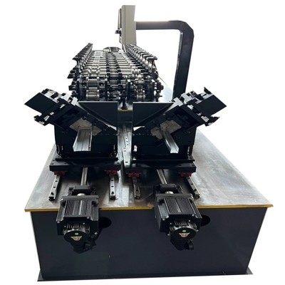 C U Galvanisée feuille d'acier léger profilés de quille de la machine de formage de rouleaux de métal avec CD UD CW UW profilés