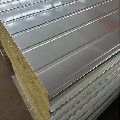 Ligne de production automatique de panneaux sandwich/Machine de fabrication de panneaux muraux sandwich en mousse PU
