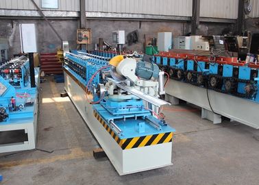 La porte de volet de Van et de véhicule roulent formant l'économie d'énergie de la machine 380V 60HZ