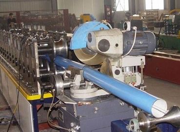 Petit pain ondulé de tuyau de descente formant vie active de haute résistance de machine la longue