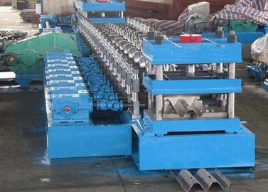 Petit pain durable de glissière de sécurité formant la rambarde de route de vagues de la machine 3 faisant la machine