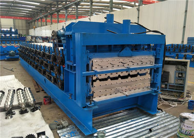 Petit pain de toit en métal de structure métallique formant le toit en métal de machine faisant la machine