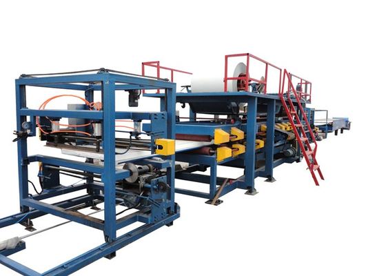 Chauffez la machine de la laine de roche de conservation 4m/Min Sandwich Panel Roll Forming