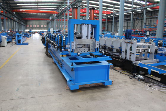 Machines de fabrication de purlin pour une épaisseur de 1,5 à 3,0 mm à une vitesse de formage de 10 à 22 m/min