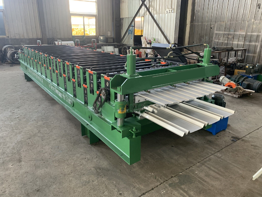 Ibr a ridé la double couche de 12m/Min Roof Panel Roll Former