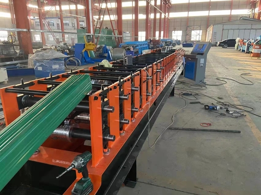 Métal froid formant le petit pain de tuyau de descente d'eaux ménagères de 0.3mm formant la machine