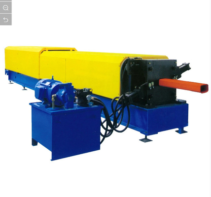 Machine de formage de gouttières de pluie semi-rondes et de rouleaux de tuyauterie entièrement automatique